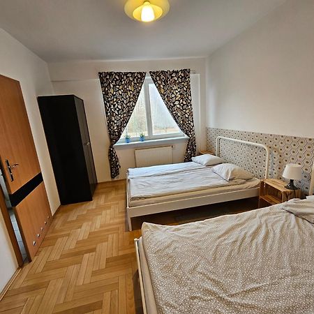 Green Kabaty Apartment 2 바르샤바 객실 사진