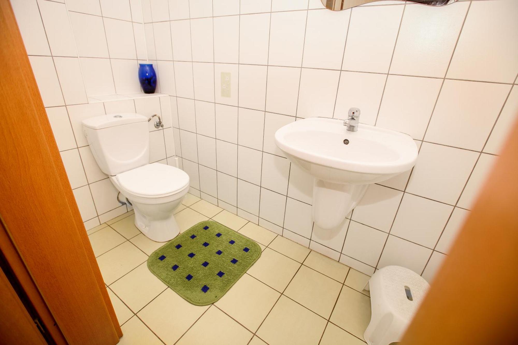 Green Kabaty Apartment 2 바르샤바 객실 사진